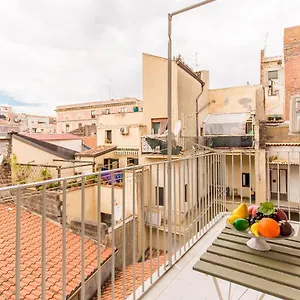 https://sicula-home-to-few-minutes-sea-happy-rentals.catania-hotels.net