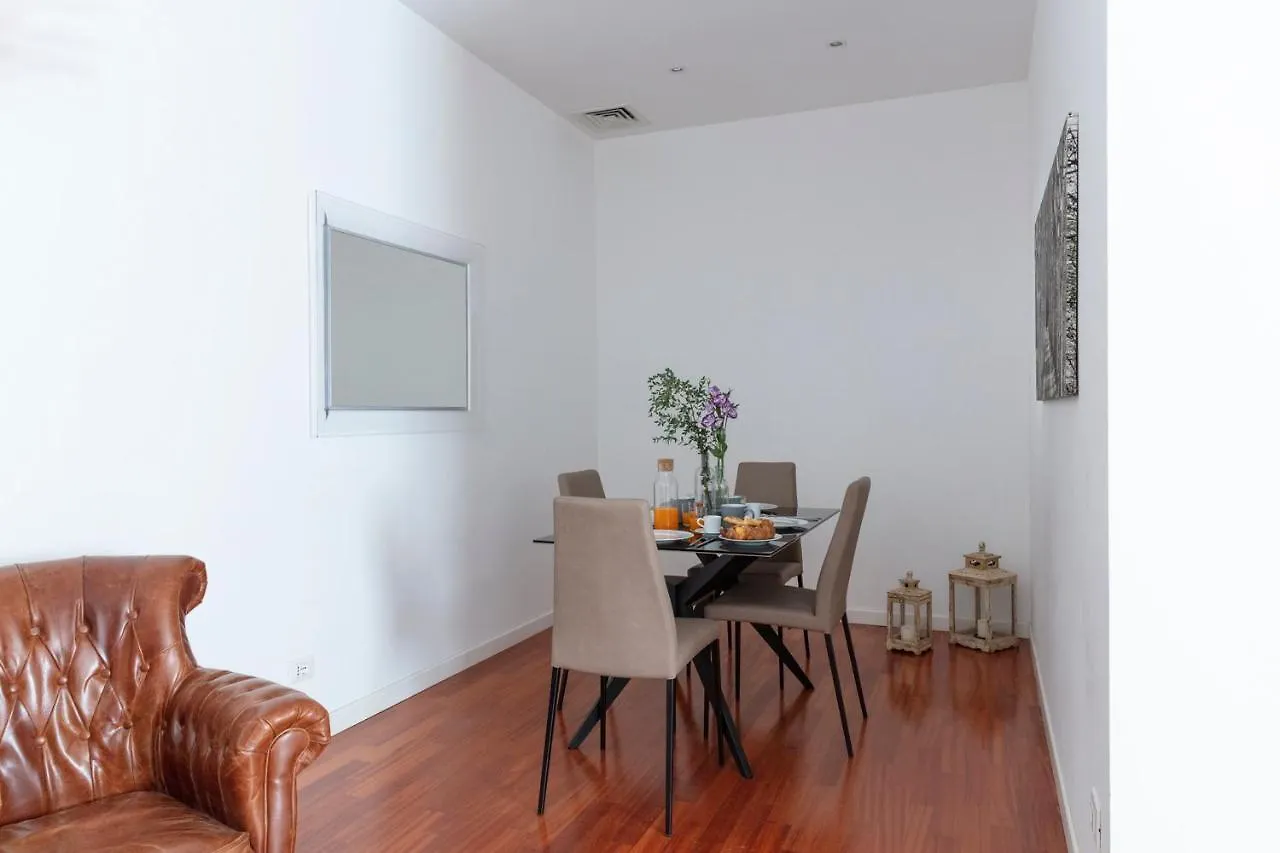 Apartment Deza Cozy Place Ripetta Rome Italy