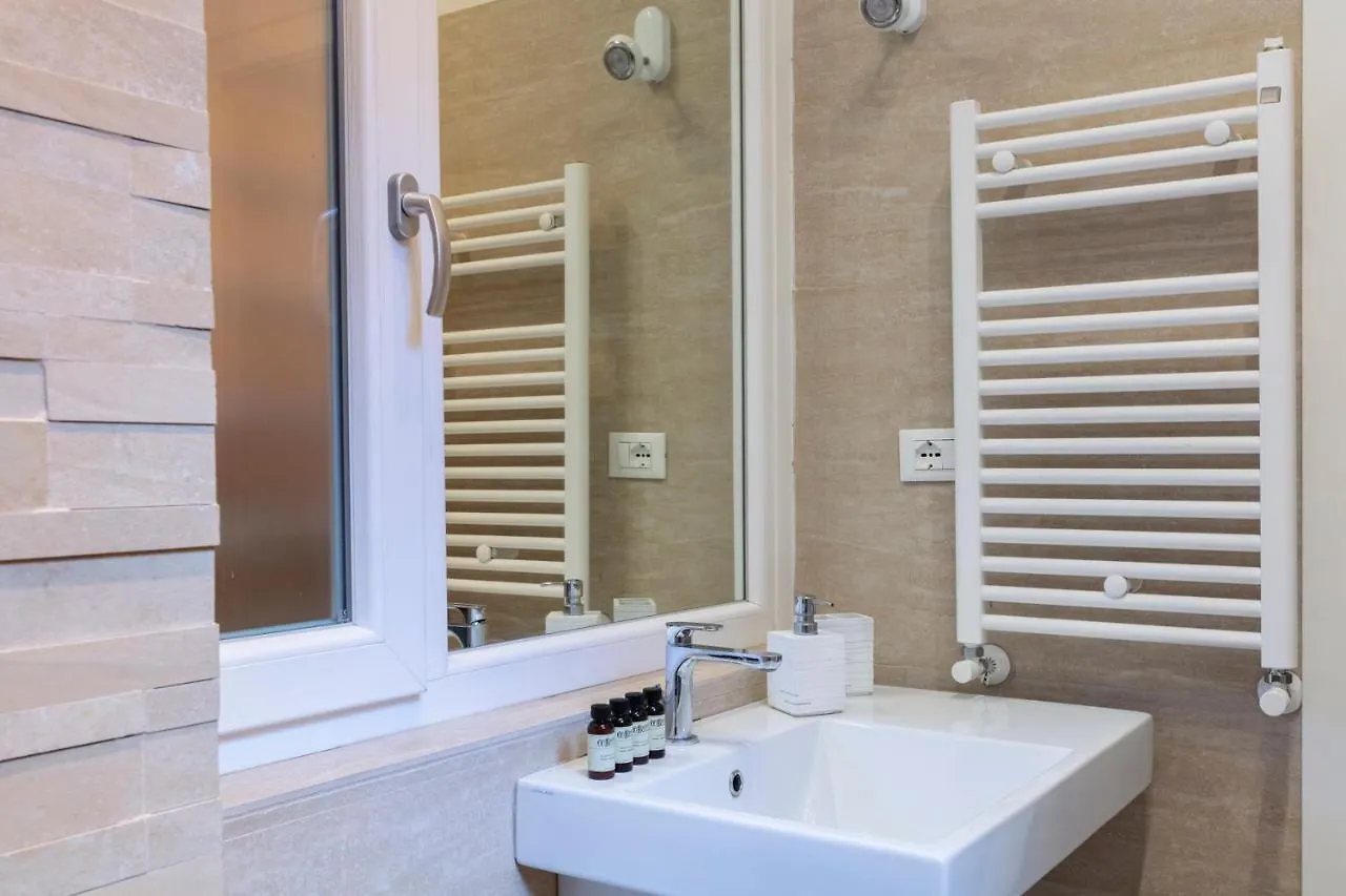 Apartment Deza Cozy Place Ripetta Rome Italy