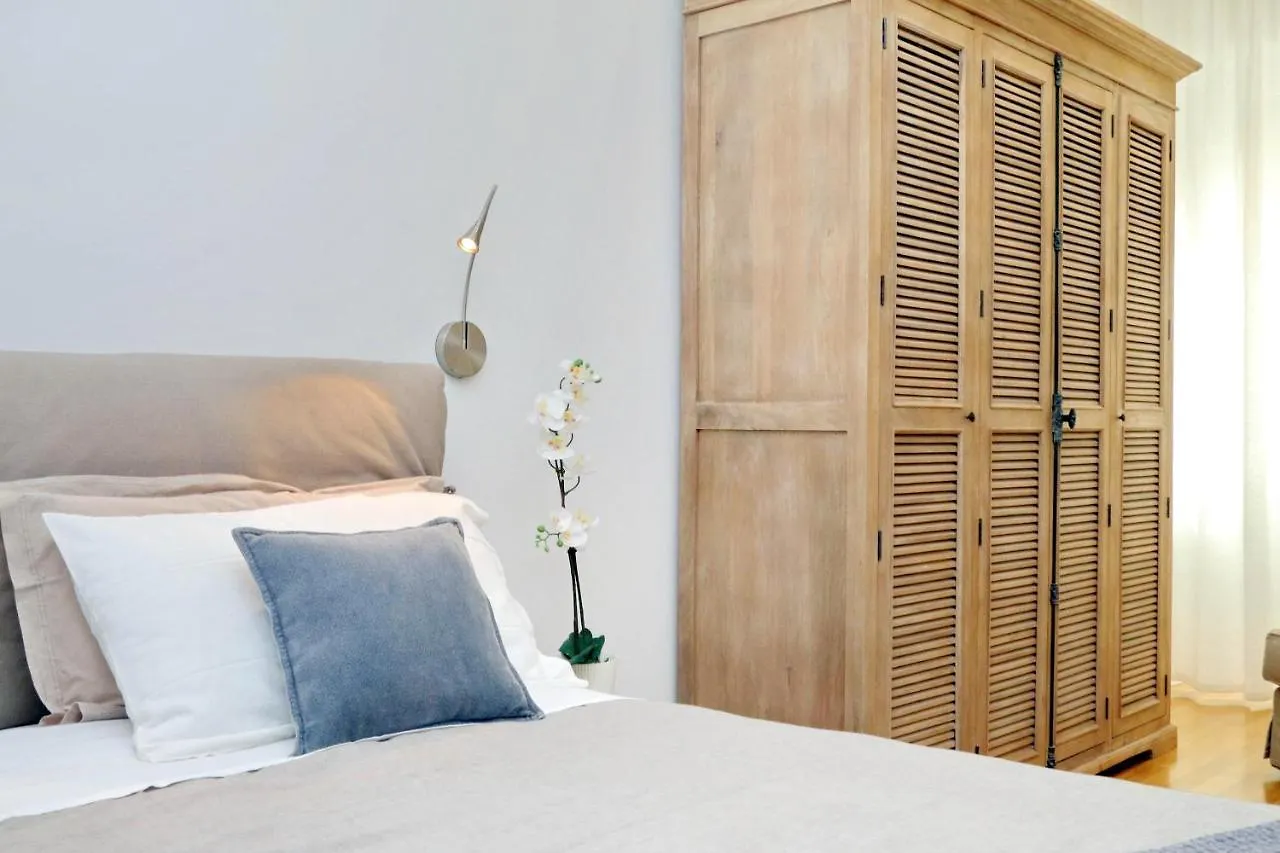 Deza Cozy Place Ripetta Rome Italy